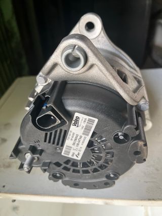 Alternador Valeo 14V 180A - 5801580943 iveco