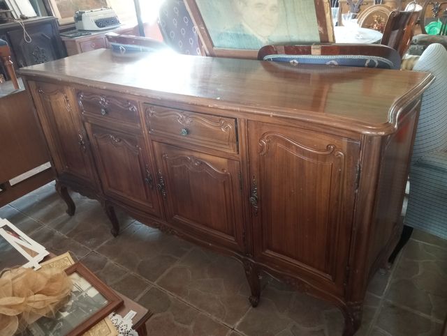 Aparador madera marrón