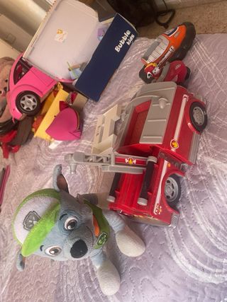 Camión de bomberos Paw Patrol y juguetes