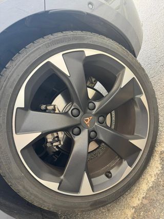 CUPRA Leon tech edition 2024