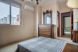 Antigüedad dormitorio matrimonio