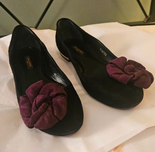 Ballerine Louis Vuitton velluto nero e fiore