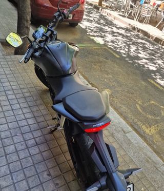 Honda CBR 125R - Moto
