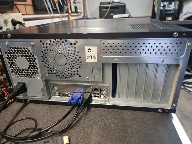 Ordenador AMD six core, 8gb ddr3, 500gb