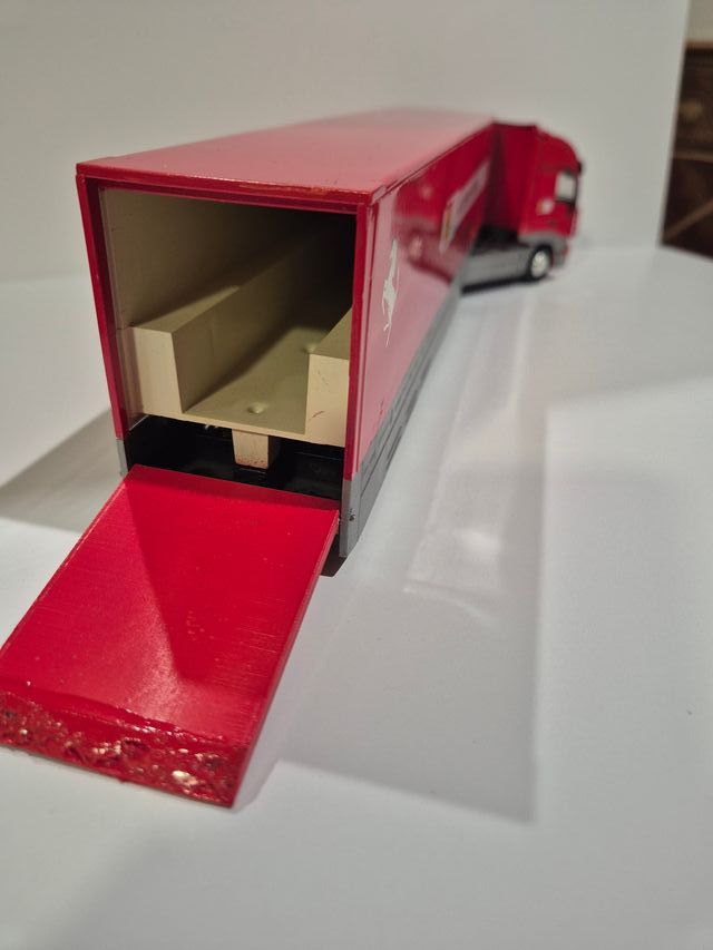 Iveco Stralis Ferrari 1/43