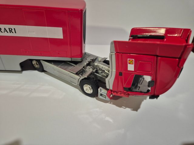 Iveco Stralis Ferrari 1/43
