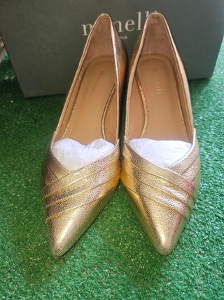 Zapatos Minelli dorados