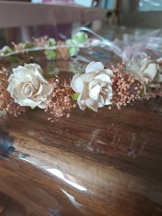 Corona flores - tocado blanco y rosa