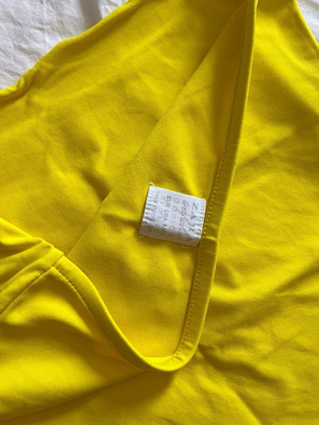 Top palabra de honor amarillo