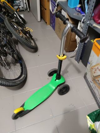 Patinete Globber verde infantil