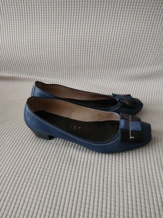 Zapatillas Hispanitas azul marino 