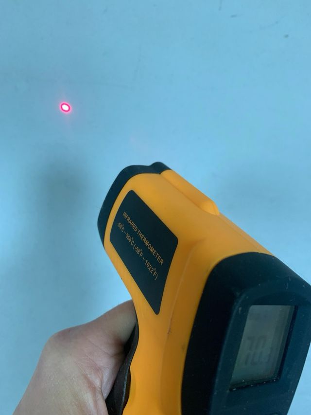 Termómetro infrarrojo -50°C~550°C