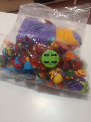 Torre SuperZing circuitos + muñecos y torre asalto