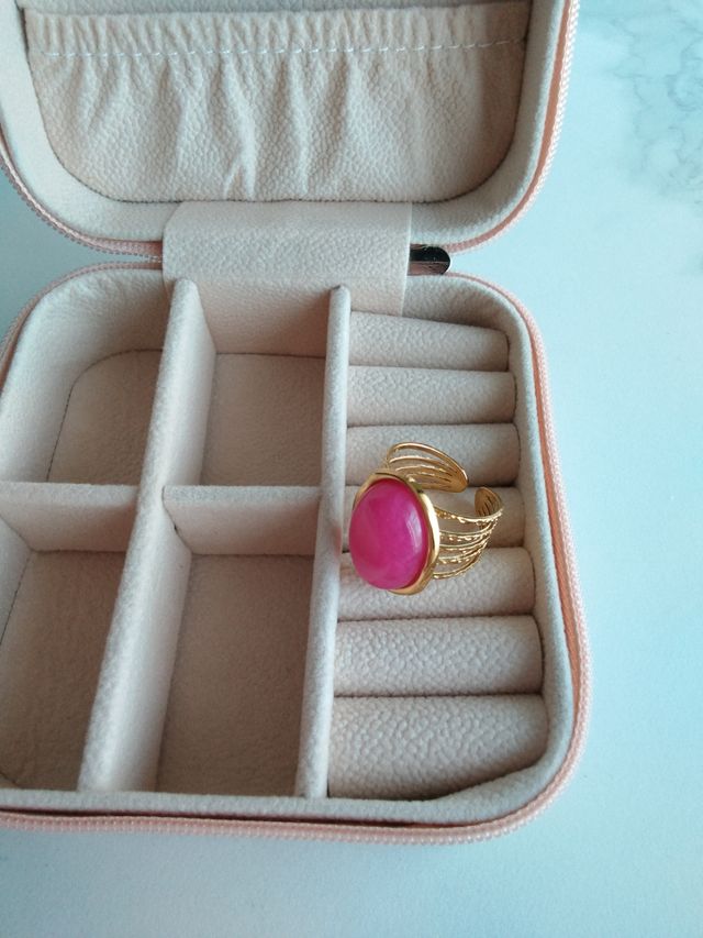Anillo fucsia acero dorado - nuevo