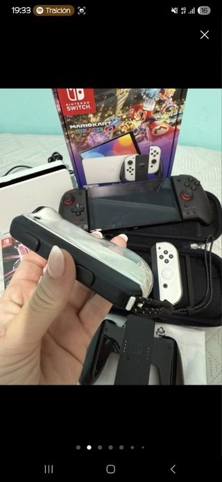 Nintendo Switch OLED Blanca + Mario Kart 8