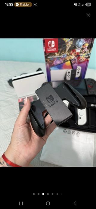 Nintendo Switch OLED Blanca + Mario Kart 8