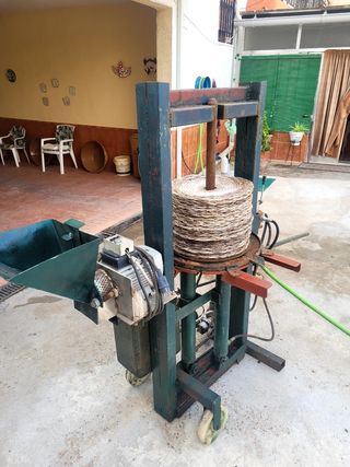 Mini-almazara casera hidráulica