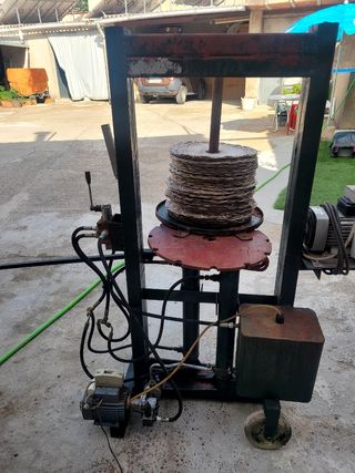 Mini-almazara casera hidráulica