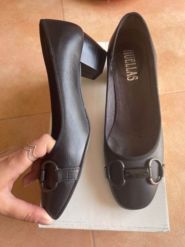 Zapatos hebilla piel negros