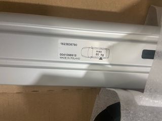 Barras portaequipajes coche