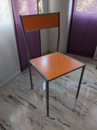2 Sillas + 2 Taburetes cocina naranja