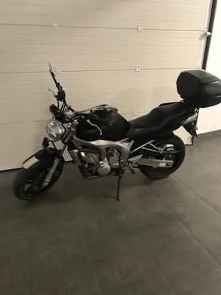Yamaha FZ6N - Moto en muy buen estado