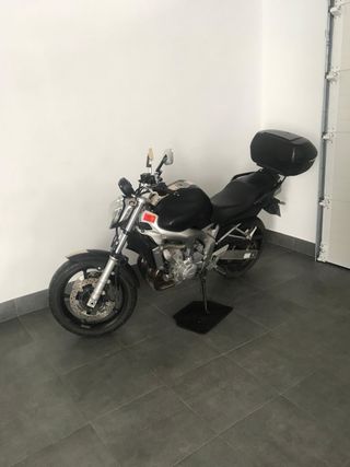 Yamaha FZ6N - Moto en muy buen estado