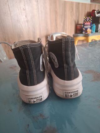 Converse negras plataforma