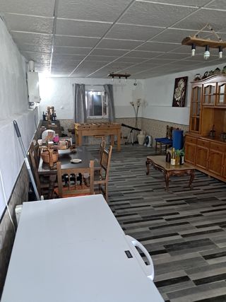 Parcela 3300m2 con casa 240m2