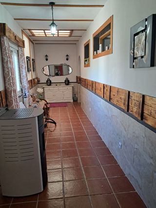 Parcela 3300m2 con casa 240m2