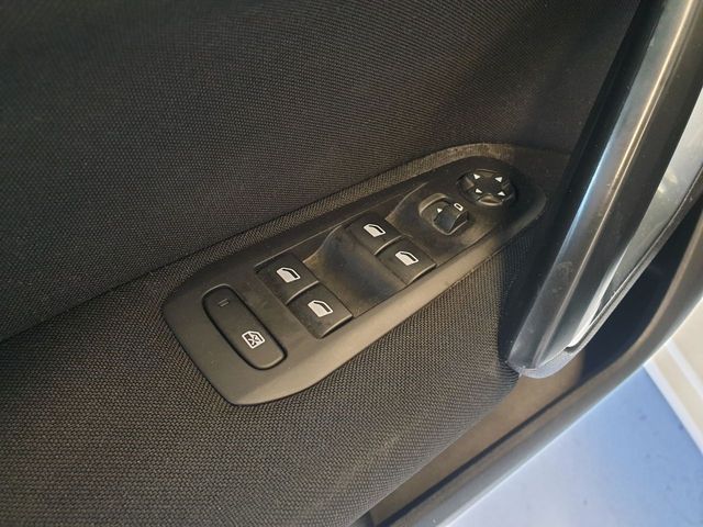 Peugeot 308 Access BlueHdi 100 6 Vel. 