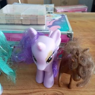 3 Unicornios y sellos mágicos