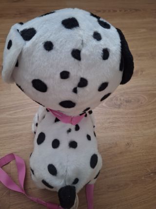 Llorones dálmata cachorro