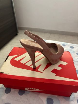 Sandalias MARYPAZ cada una a 10 euro nuevas