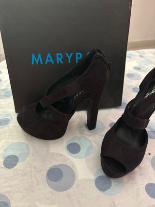 Sandalias MARYPAZ cada una a 10 euro nuevas
