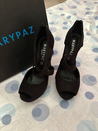 Sandalias MARYPAZ cada una a 10 euro nuevas
