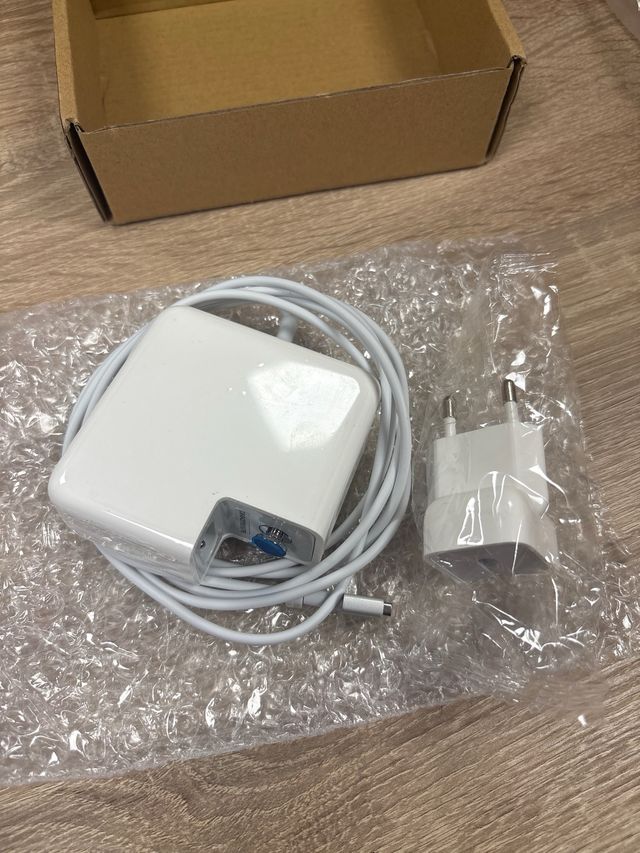 Cargador Mac Book Pro 60W TTip