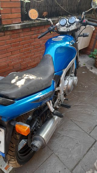 Suzuki GS500E - Moto