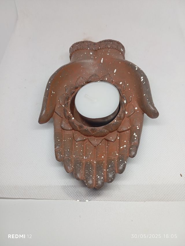 Portavelas manos - Cerámica marrón mide 14 x 9