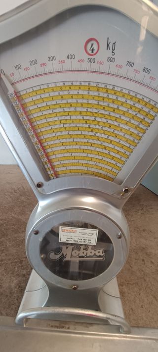 Báscula antigua Mobba