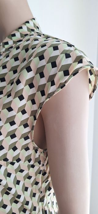 Vestido plisado estampado