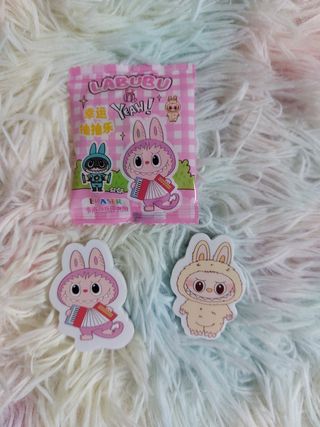 2 Labubu gomas de borrar Sorpresa