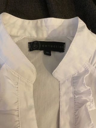 Vestido Stradivarius blanco y gris