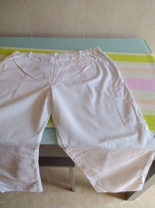 Pantalon de  algodón blanco talla 48.