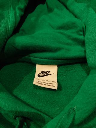 Sudadera Nike verde c/ capucha