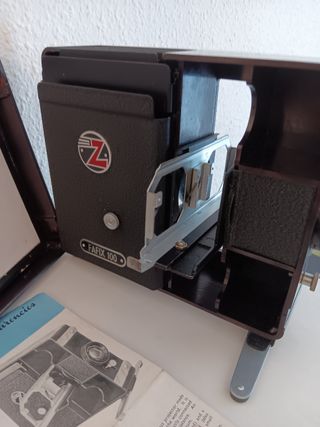 Proyector diapositivas antiguo