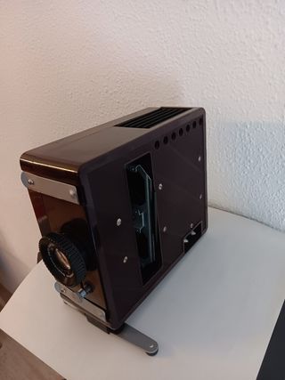 Proyector diapositivas antiguo