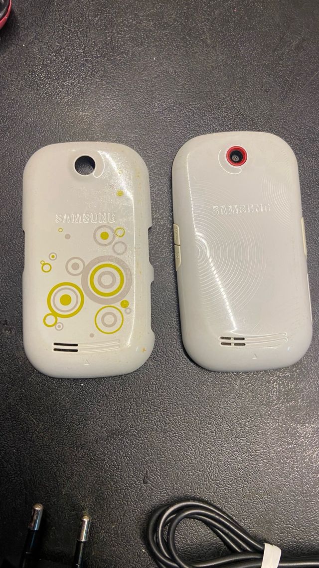 Samsung Corby - Cellulare bianco e nero