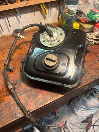 Depósito gasolina Sh