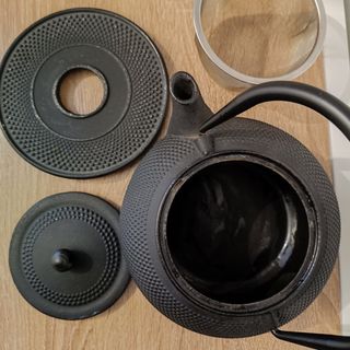 Tetera hierro fundido negra